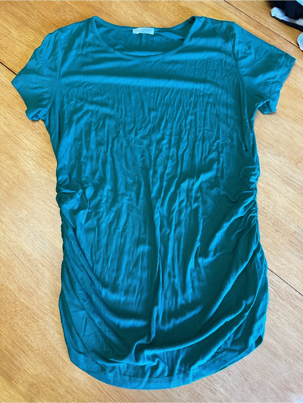 Women’s Maternity Short-Sleeve Scoop Neck Tee in Green
